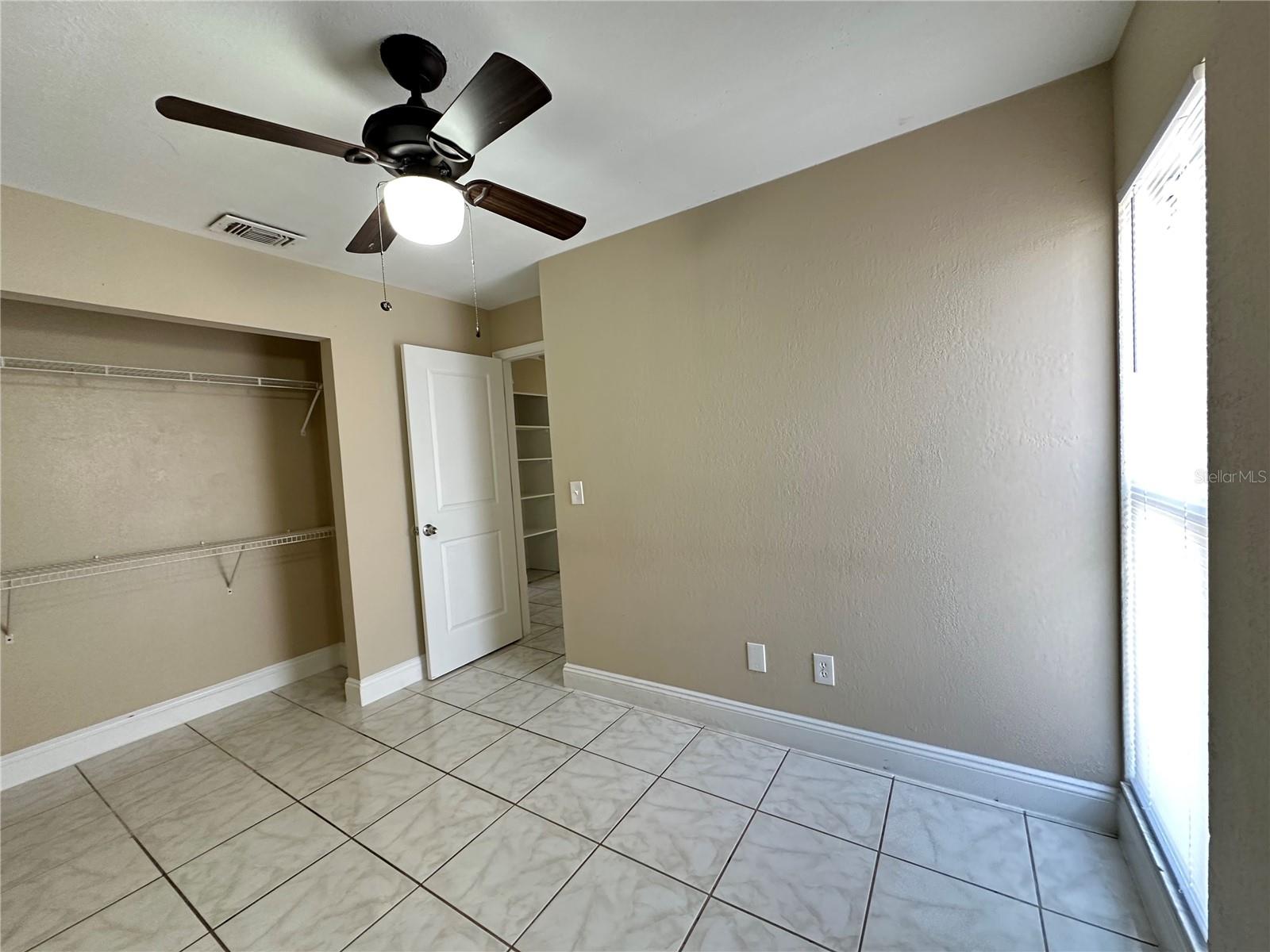 Image 19 of 26 For 27 Country Cove Way