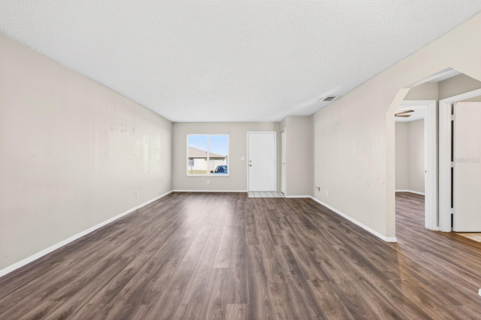 Image 16 of 42 For 350 Winter Ridge Boulevard