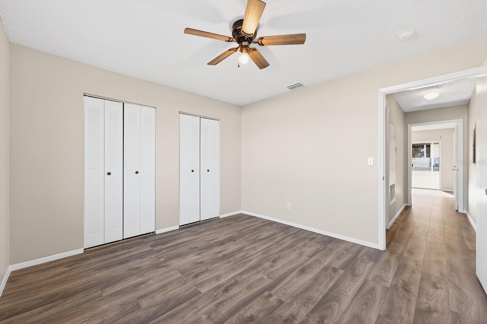 Image 17 of 42 For 350 Winter Ridge Boulevard