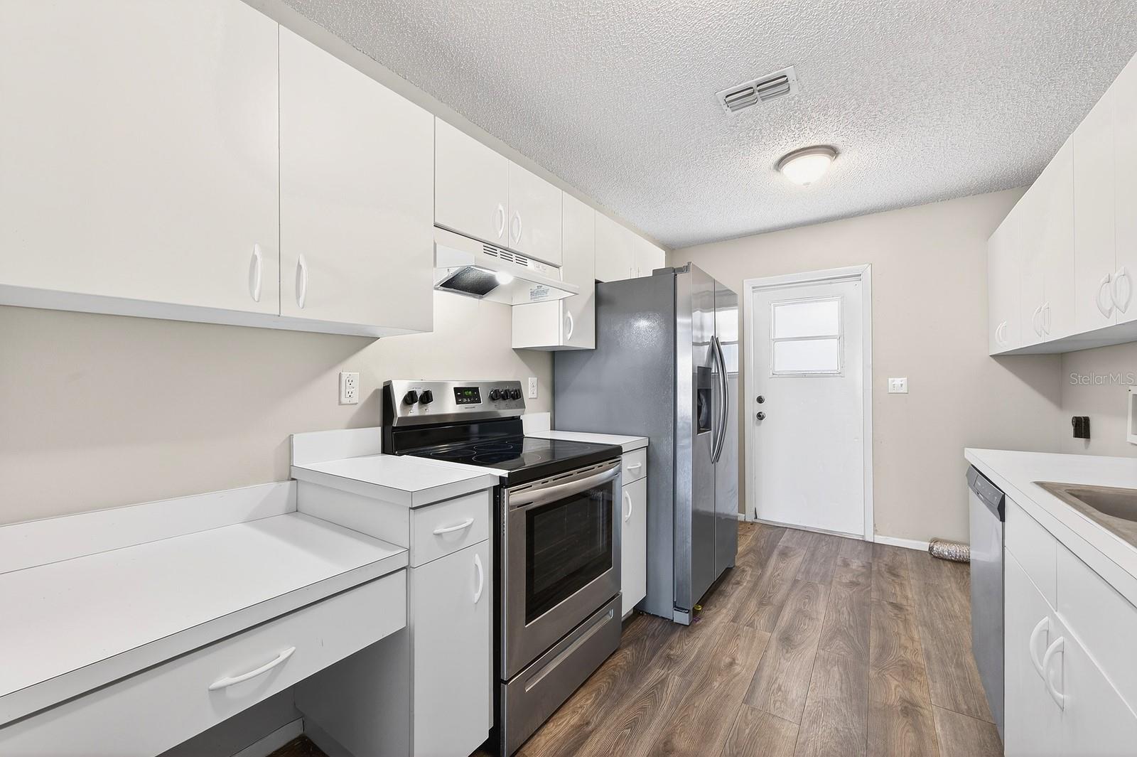 Image 7 of 42 For 350 Winter Ridge Boulevard