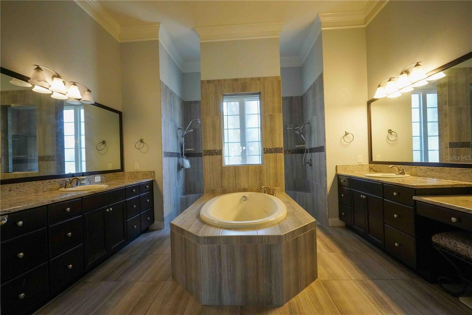 Image 16 of 40 For 6219 Tiroco Way