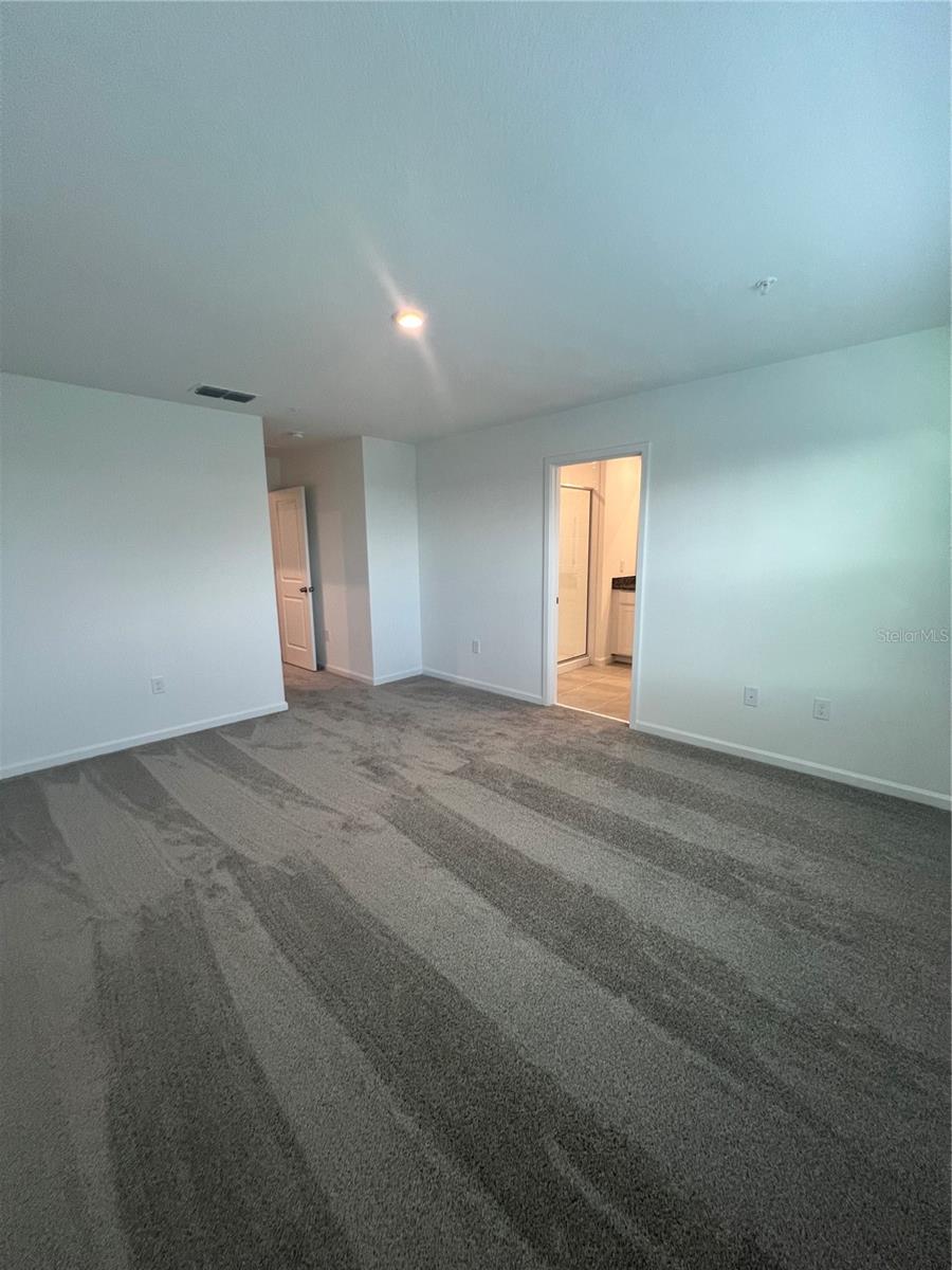 Image 31 of 39 For 3085 Douglas Fir Drive