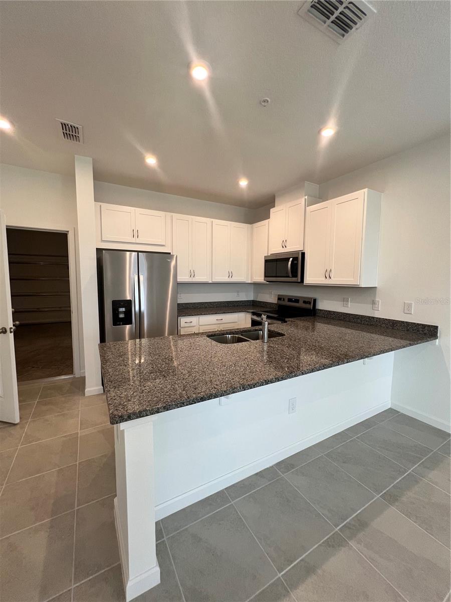 Image 7 of 39 For 3085 Douglas Fir Drive