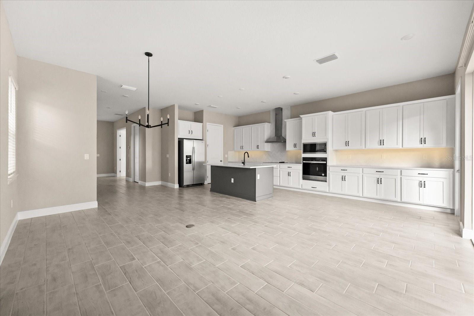 Image 12 of 37 For 16848 Hamlin Vista Alley