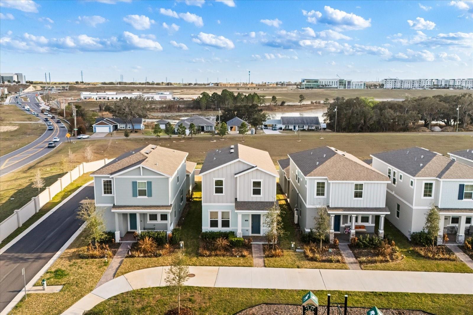 Image 2 of 37 For 16848 Hamlin Vista Alley