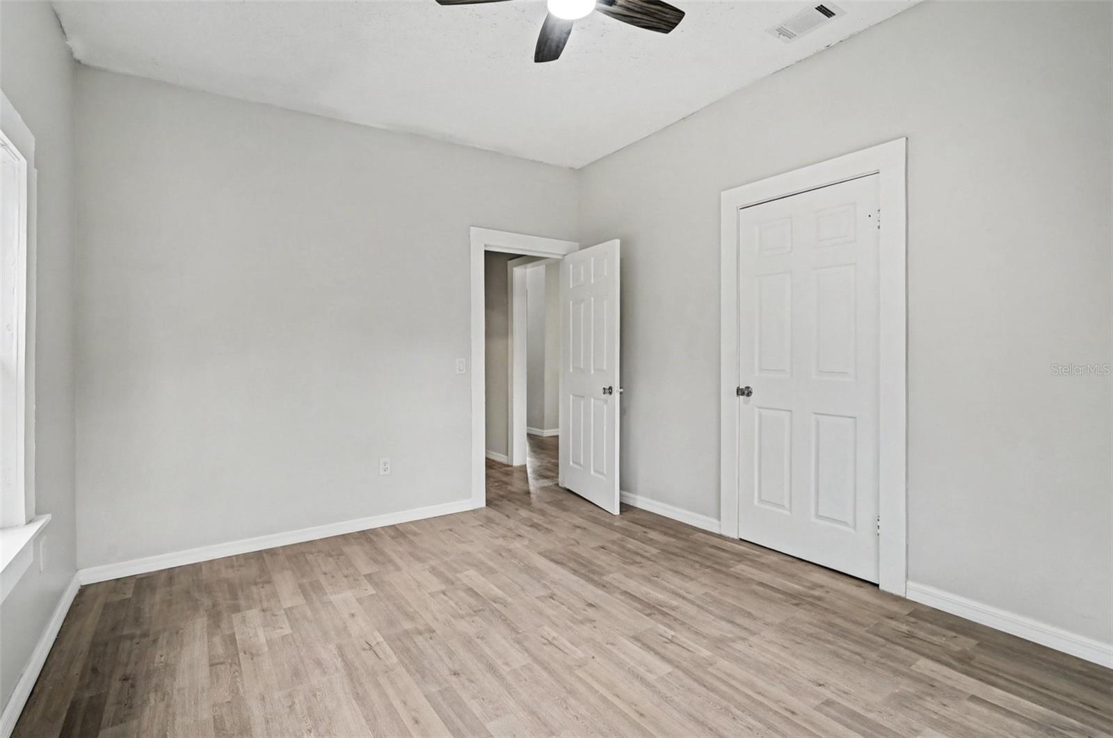 Image 10 of 15 For 727 Wood Street