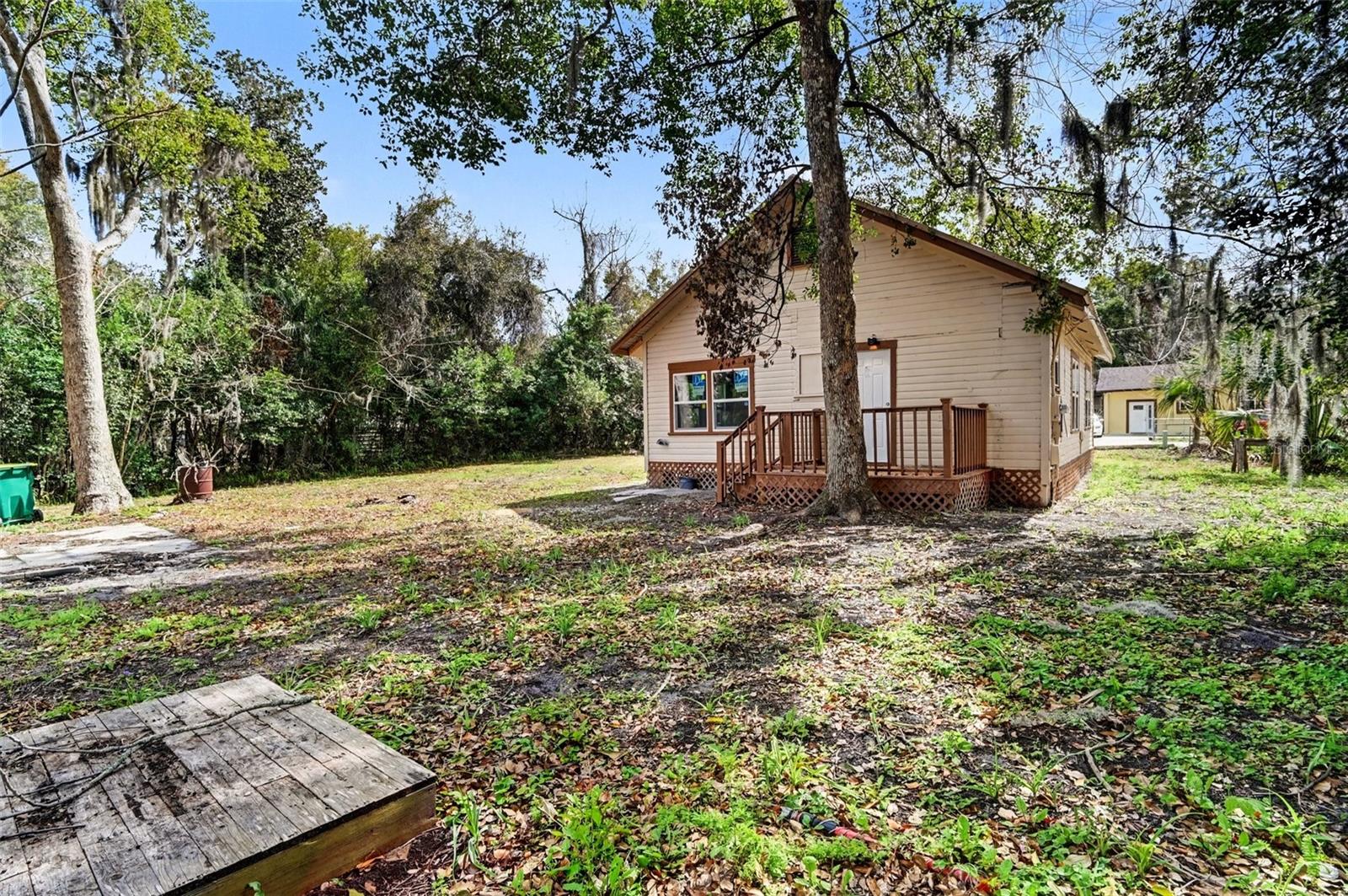 Image 13 of 15 For 727 Wood Street