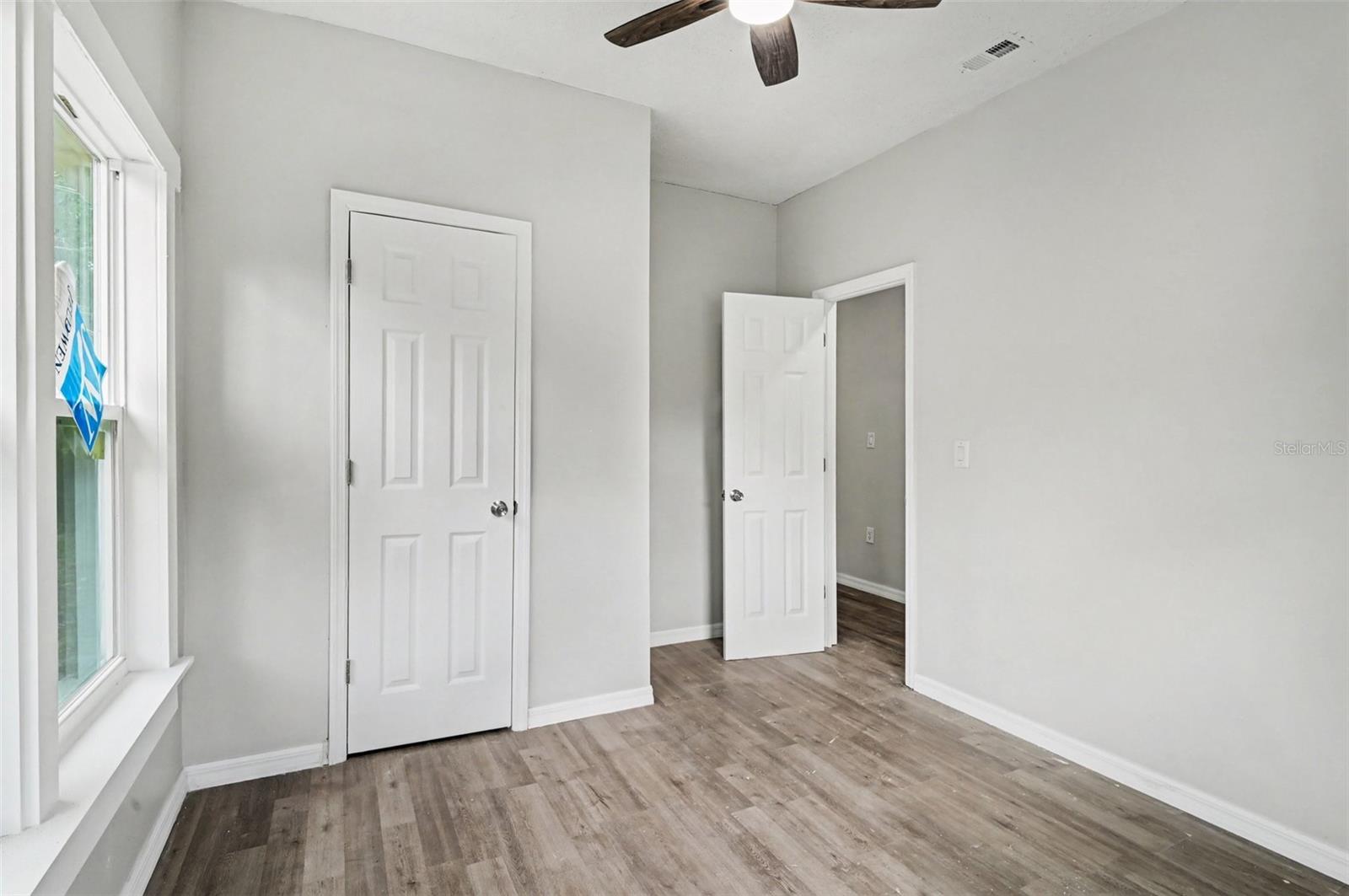 Image 8 of 15 For 727 Wood Street