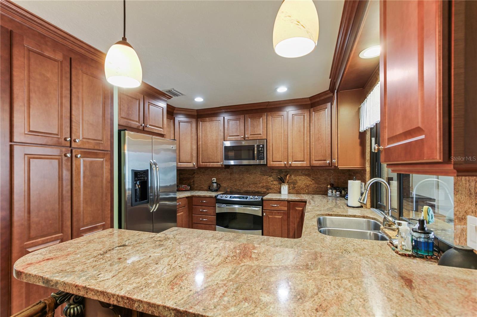 Image 12 of 41 For 308 Smokerise Boulevard