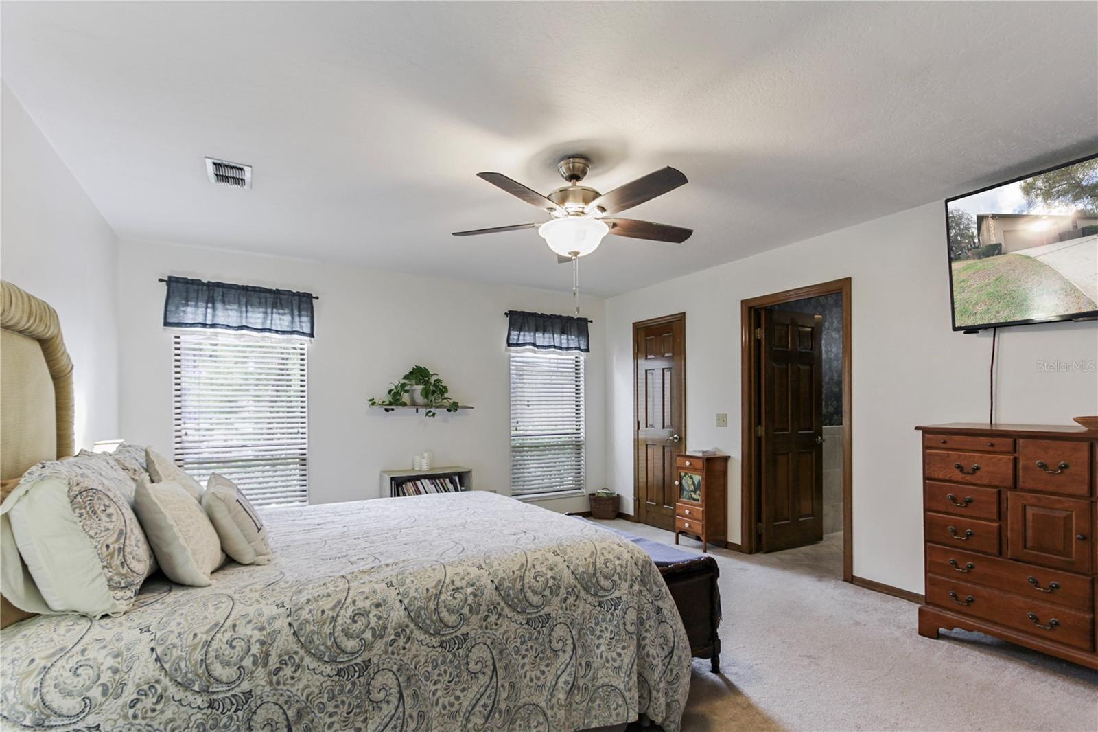 Image 25 of 41 For 308 Smokerise Boulevard