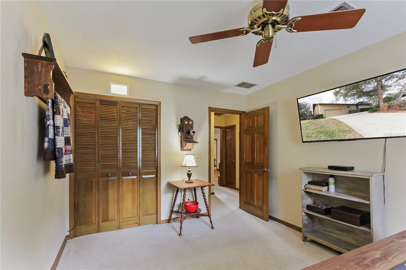 Image 31 of 41 For 308 Smokerise Boulevard