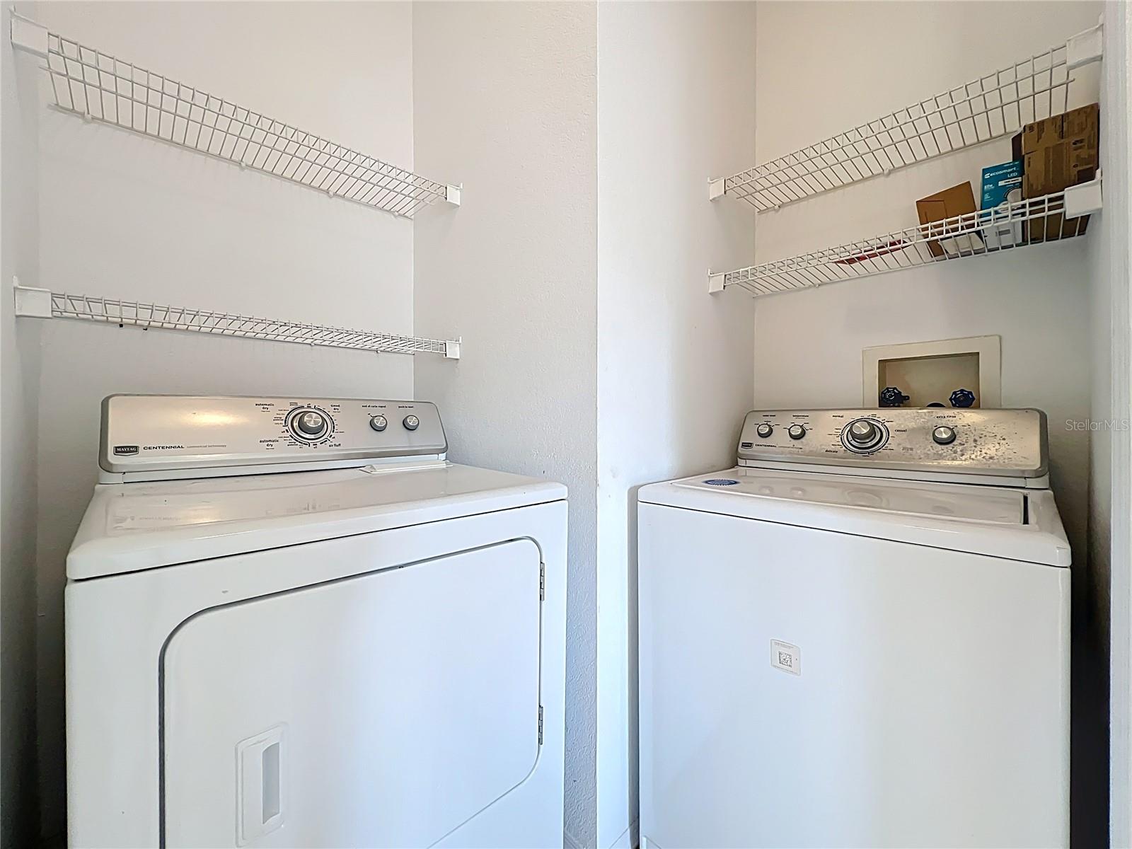 Image 48 of 66 For 174 Villa Di Este Terrace 200