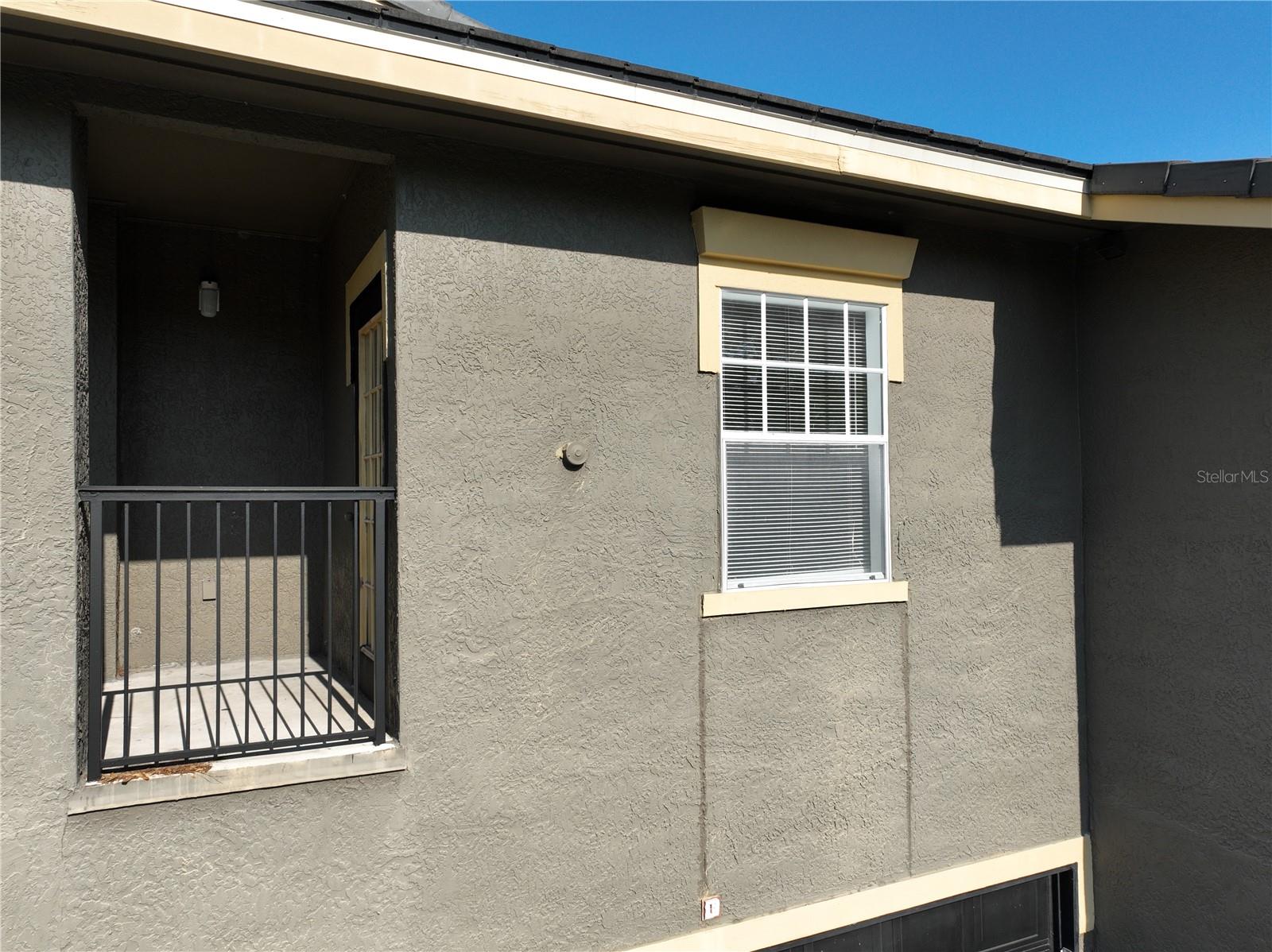 Image 55 of 66 For 174 Villa Di Este Terrace 200