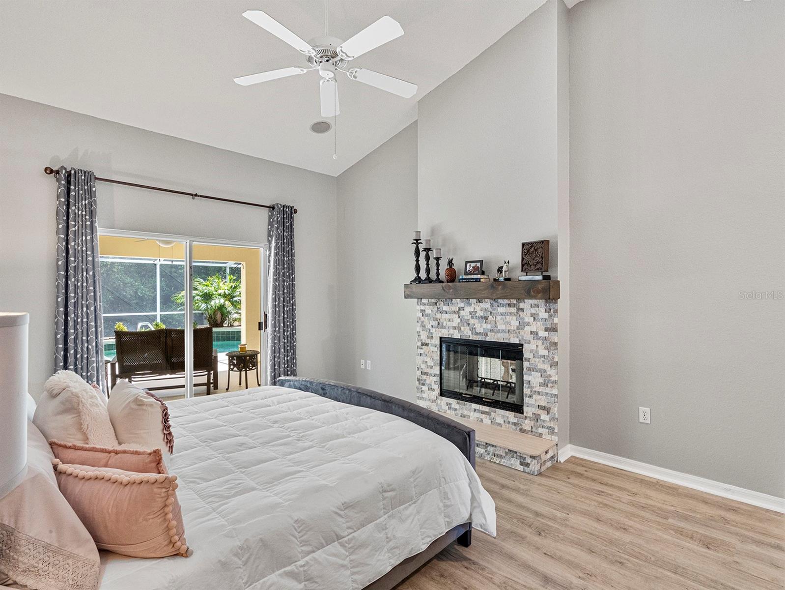 Image 20 of 50 For 1024 Destin Drive