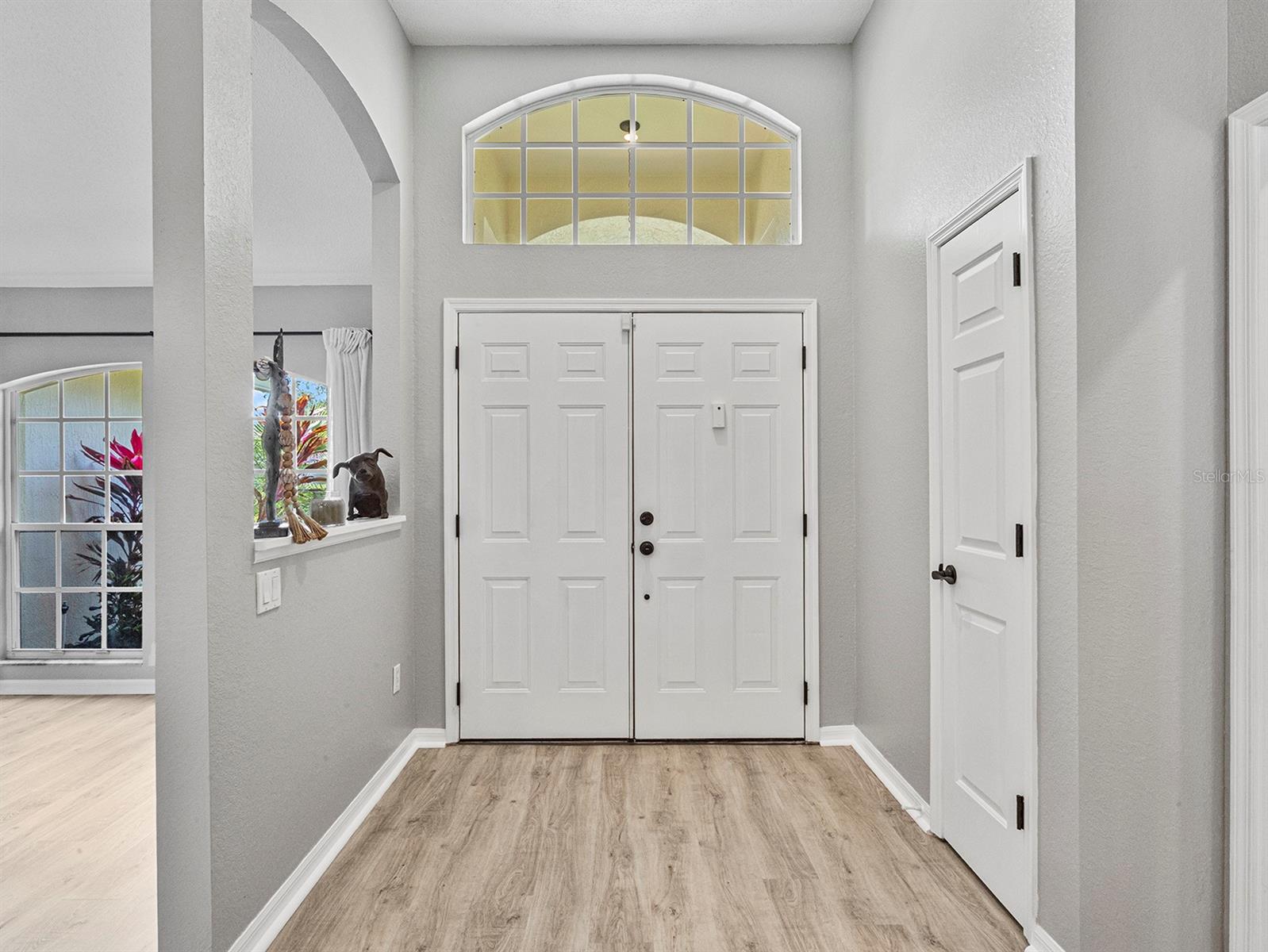 Image 3 of 50 For 1024 Destin Drive