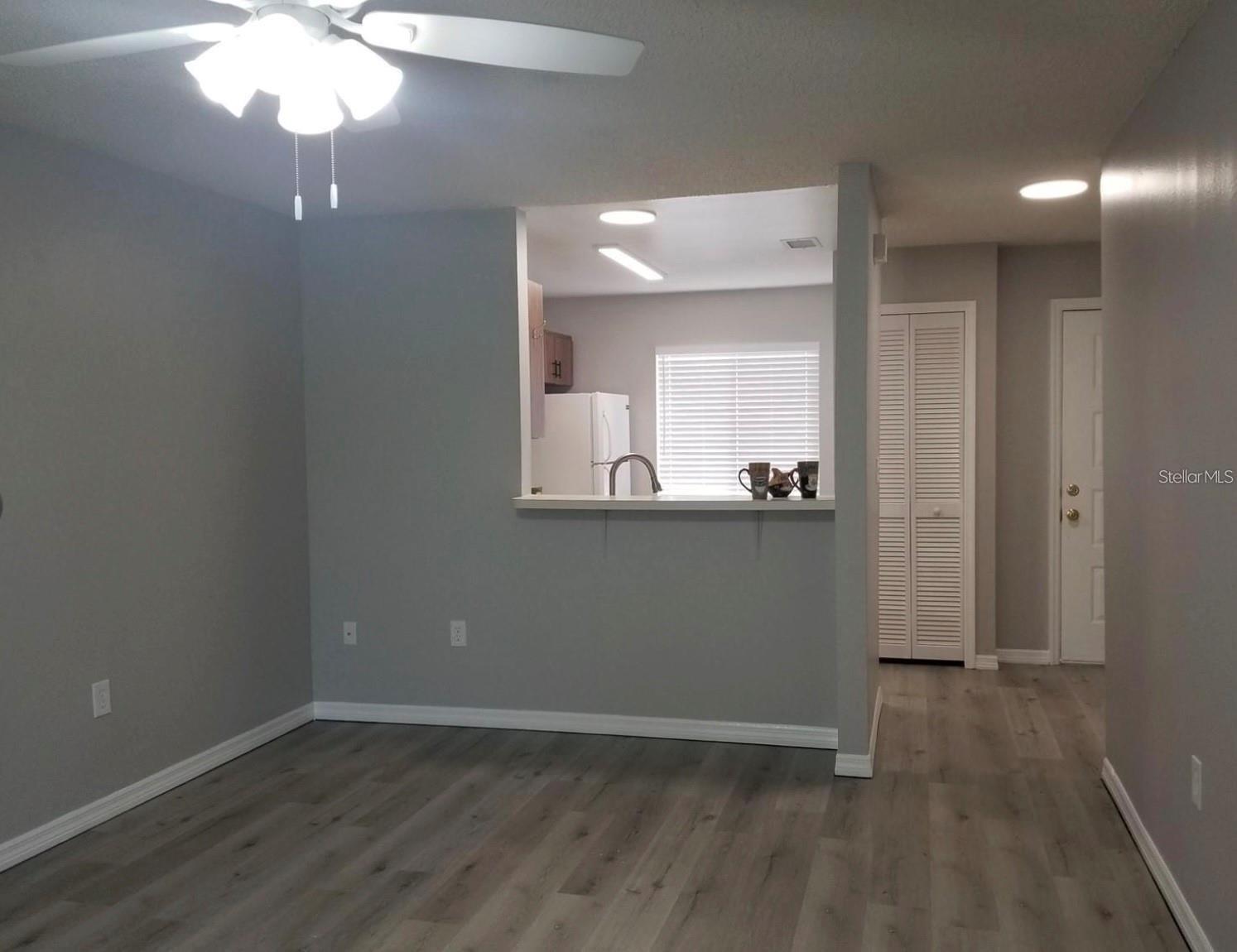 Image 3 of 5 For 19 Columbia Avenue