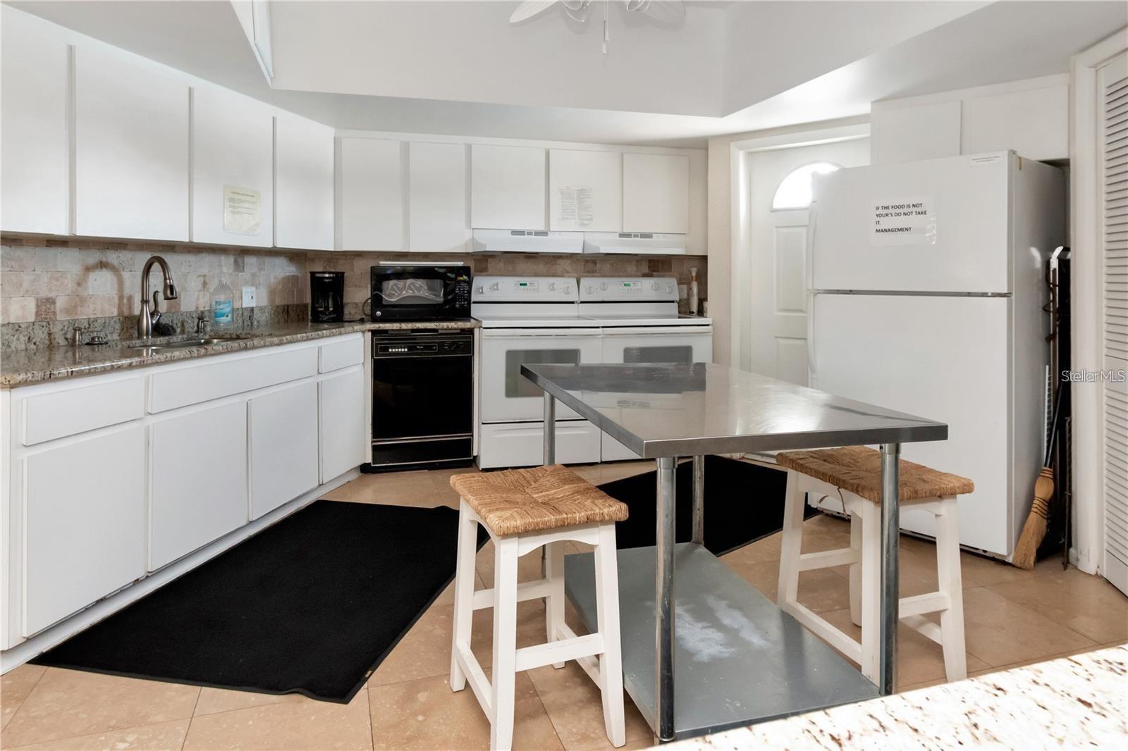 Image 35 of 49 For 10351 Regal Drive 8