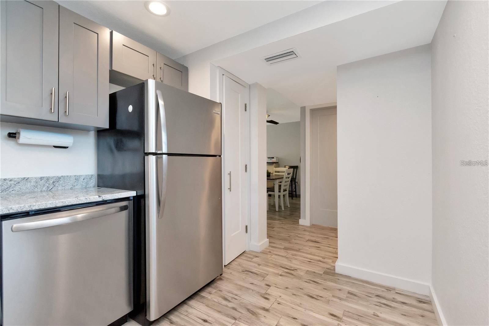 Image 7 of 49 For 10351 Regal Drive 8