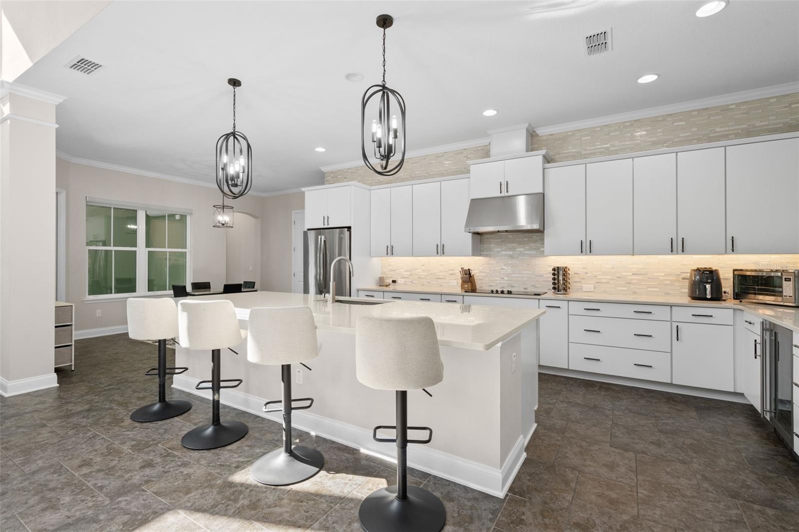 Image 18 of 64 For 14160 Eliot Avenue