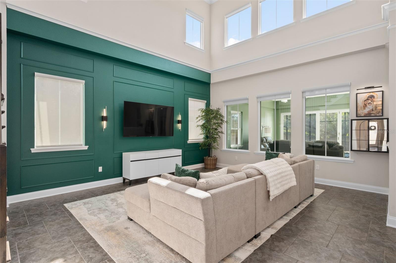 Image 27 of 64 For 14160 Eliot Avenue