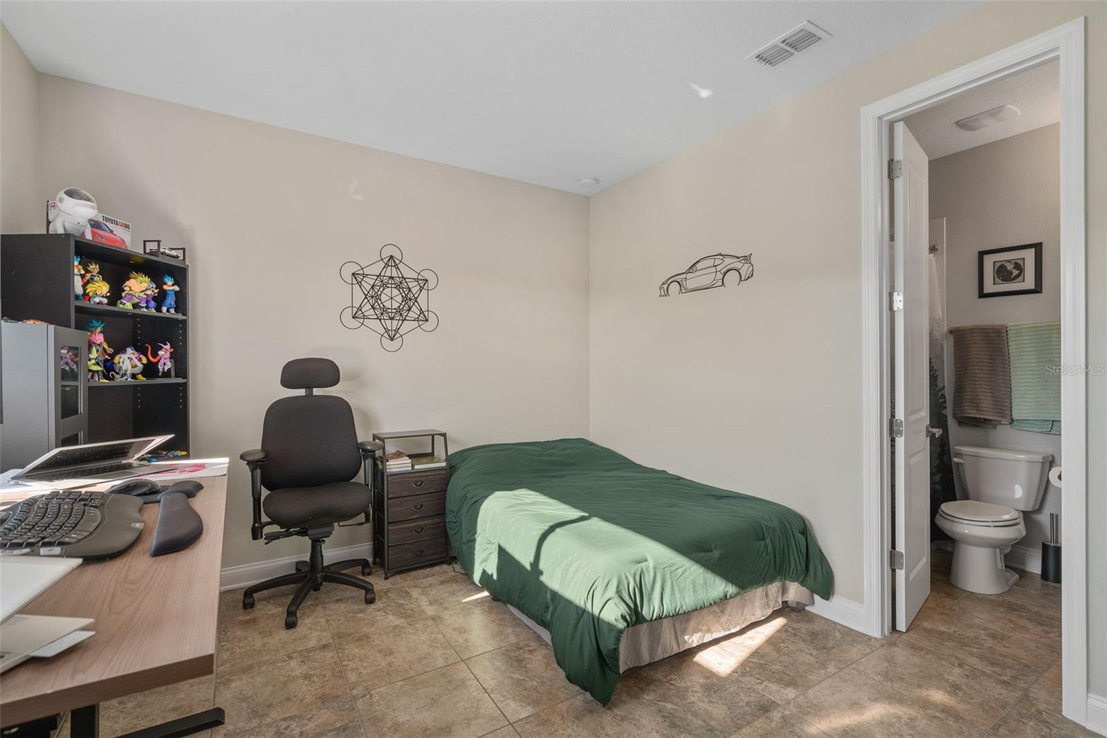 Image 51 of 64 For 14160 Eliot Avenue