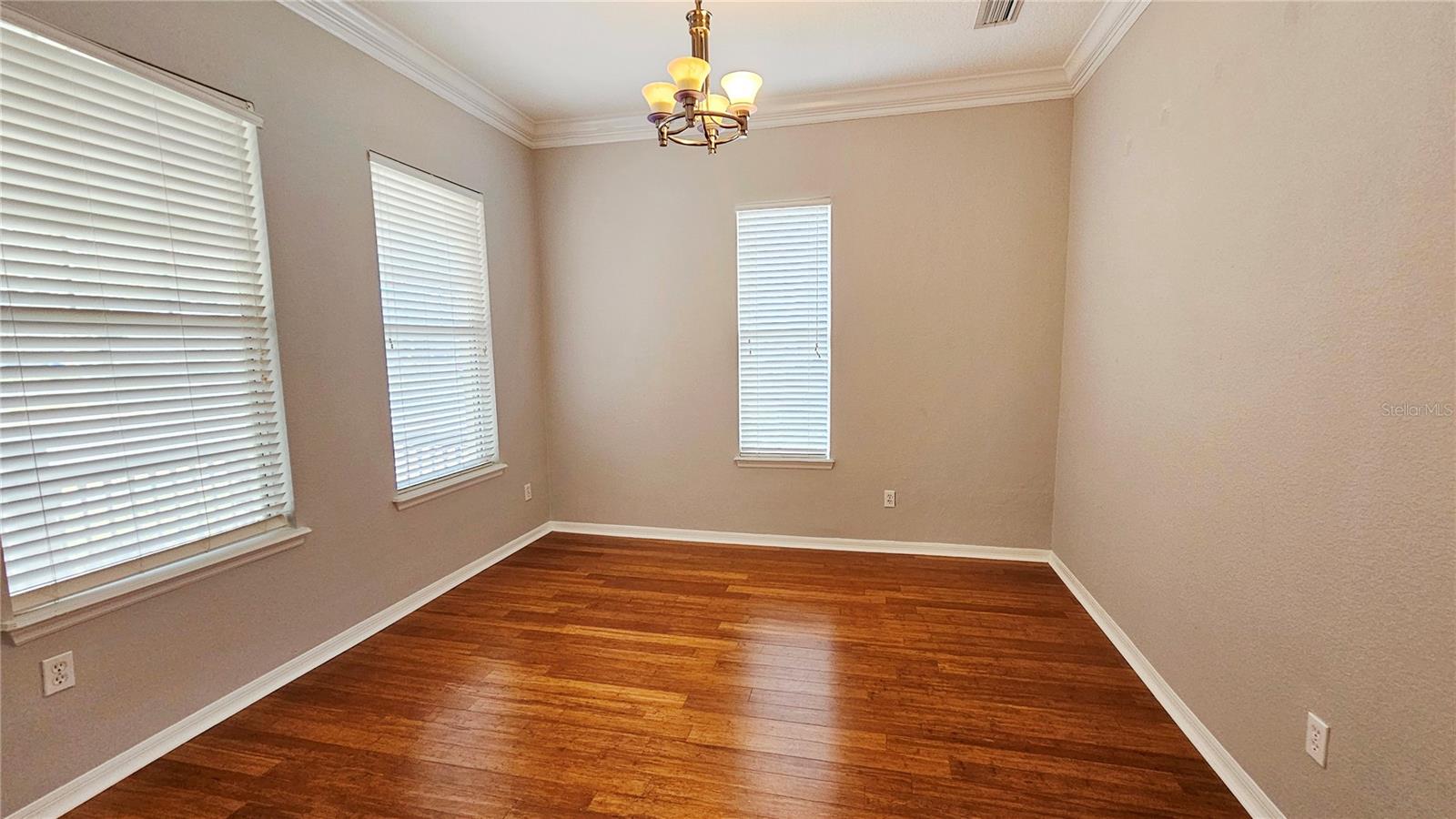 Image 6 of 37 For 12761 Bideford Avenue