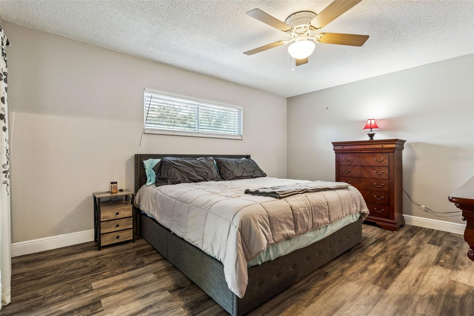 Image 16 of 35 For 76 Sweetbriar Branch