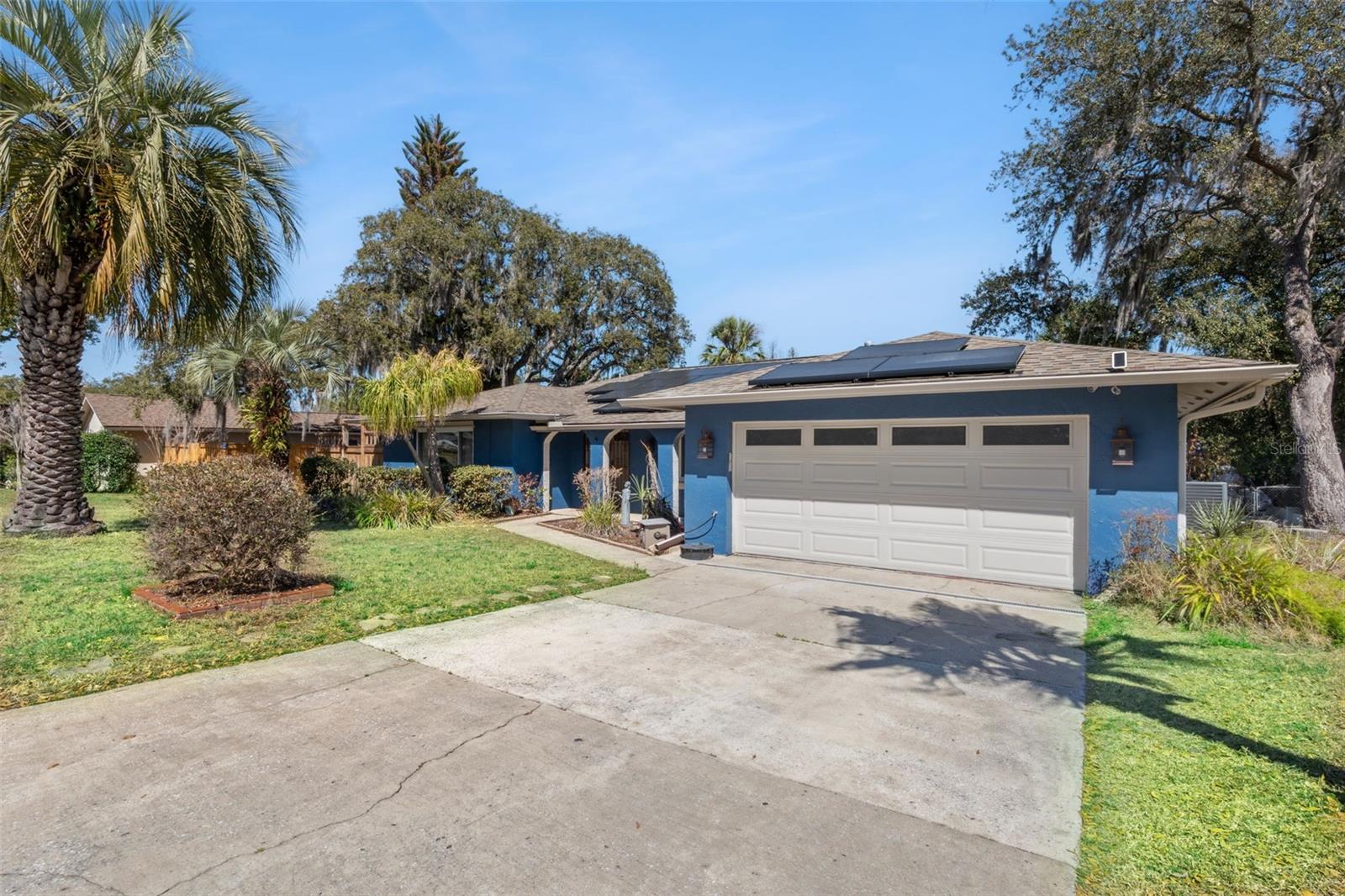 Image 2 of 35 For 76 Sweetbriar Branch