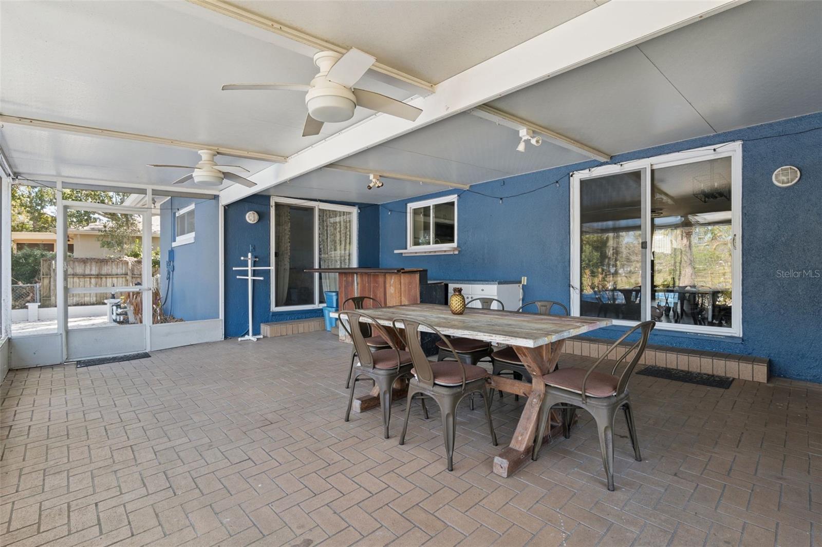 Image 25 of 35 For 76 Sweetbriar Branch