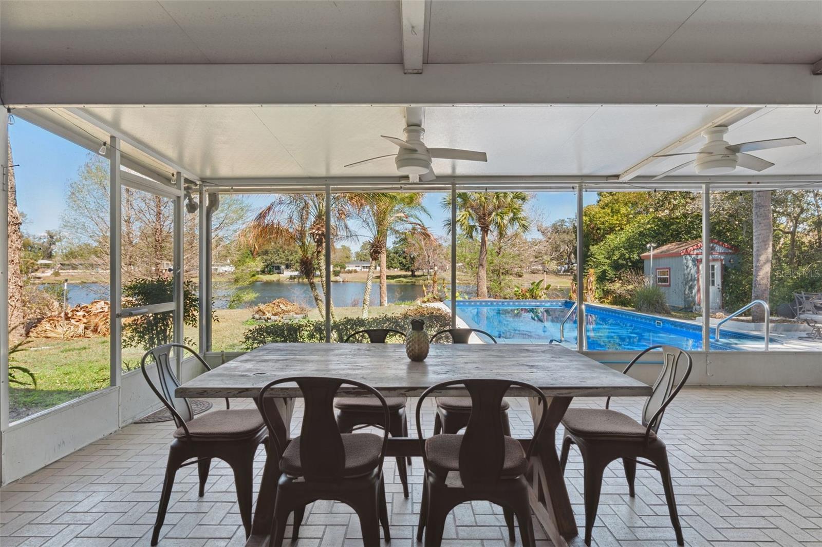 Image 26 of 35 For 76 Sweetbriar Branch