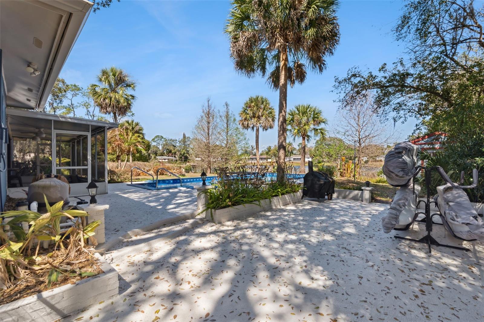 Image 32 of 35 For 76 Sweetbriar Branch