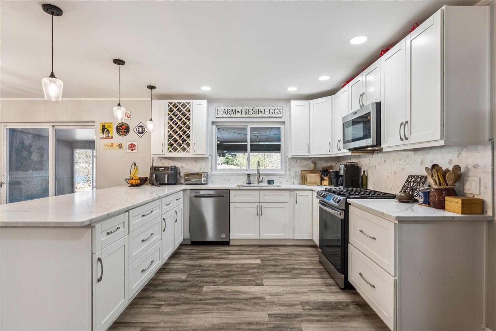 Image 7 of 35 For 76 Sweetbriar Branch