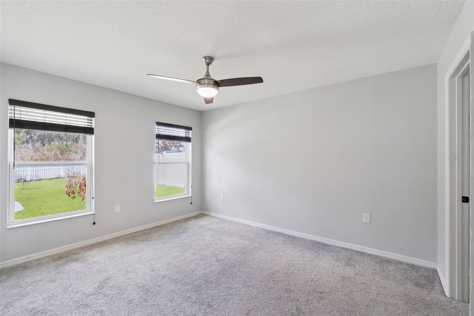 Image 11 of 21 For 3028 Lakes Crest Avenue