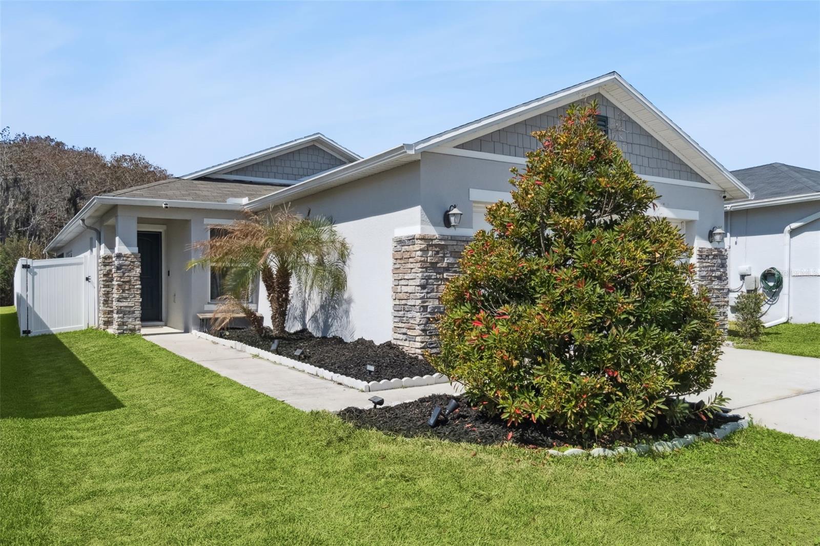 Image 2 of 21 For 3028 Lakes Crest Avenue