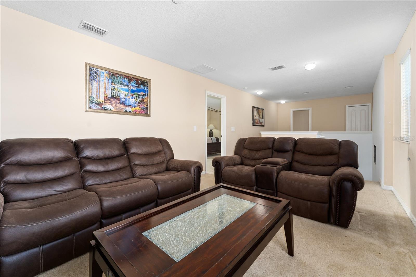 Image 15 of 42 For 4752 Blue Diamond Street