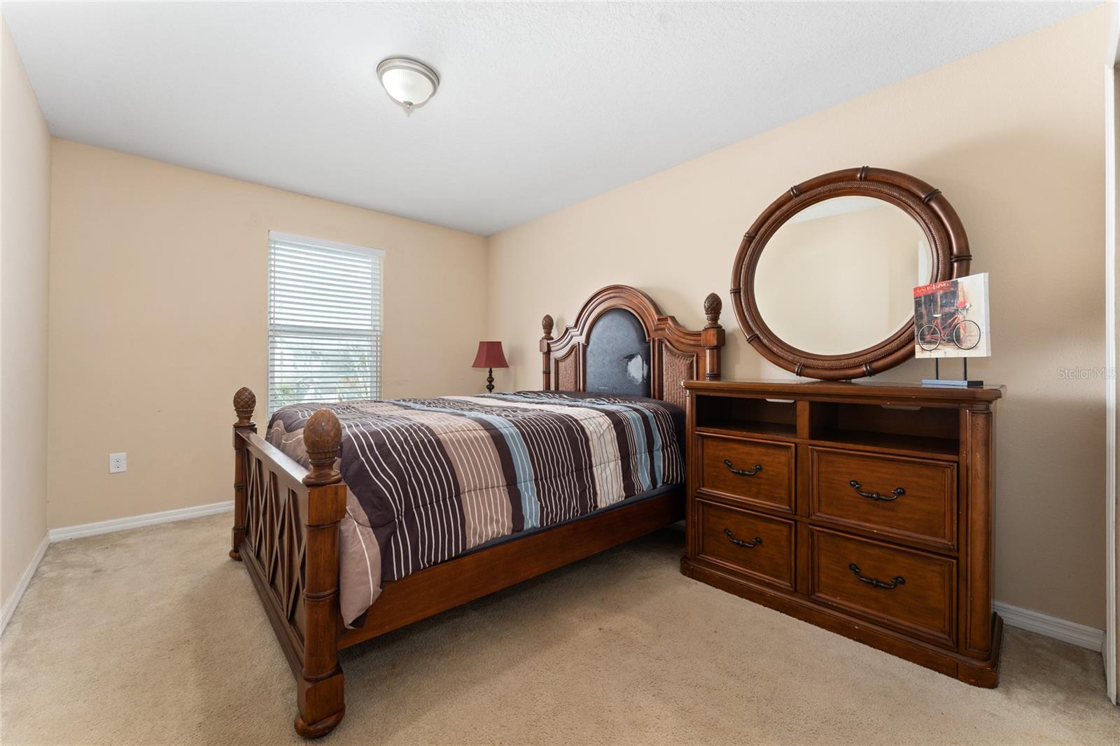 Image 25 of 42 For 4752 Blue Diamond Street