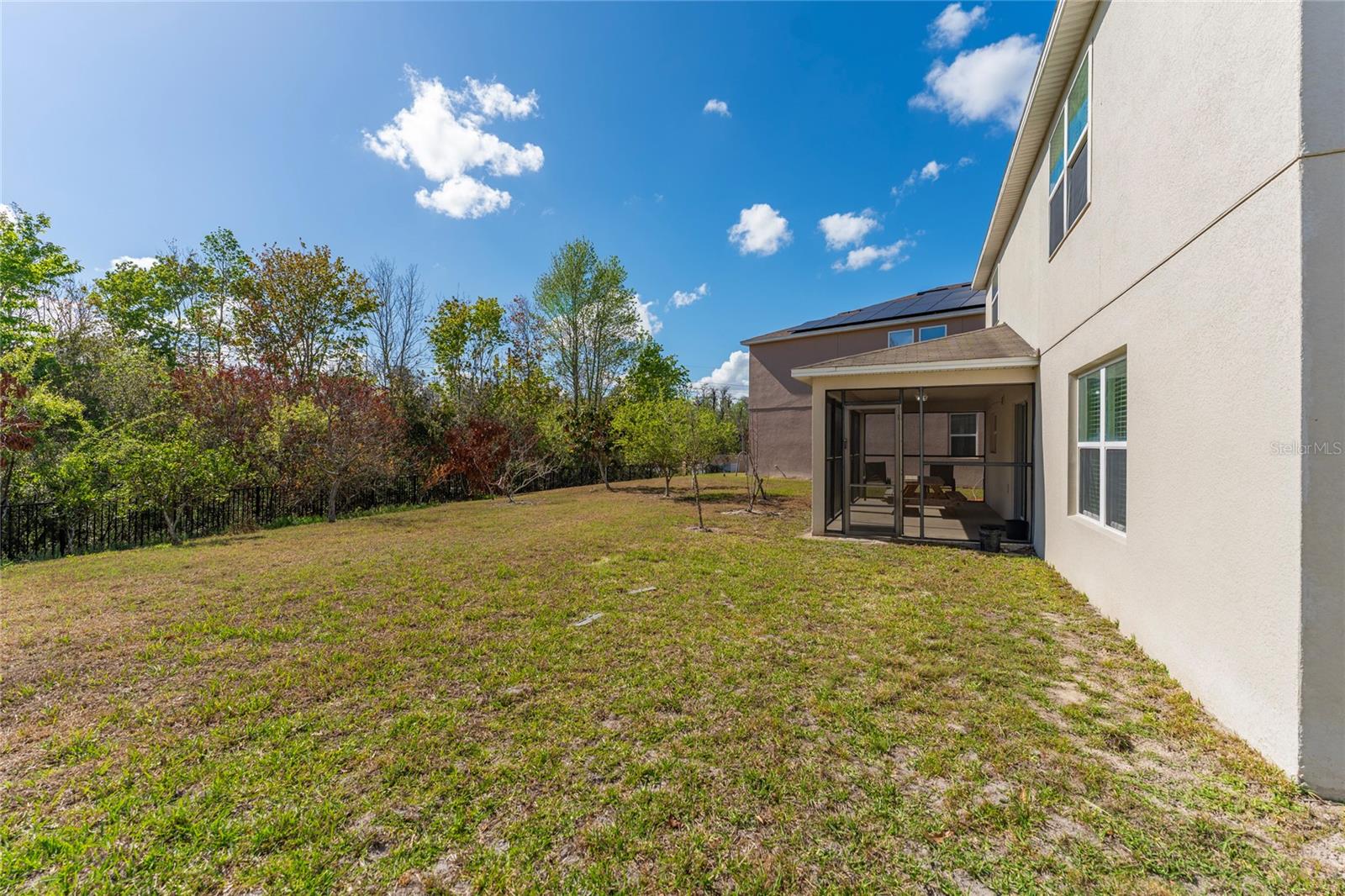 Image 29 of 42 For 4752 Blue Diamond Street