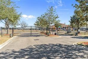 Image 42 of 42 For 4752 Blue Diamond Street