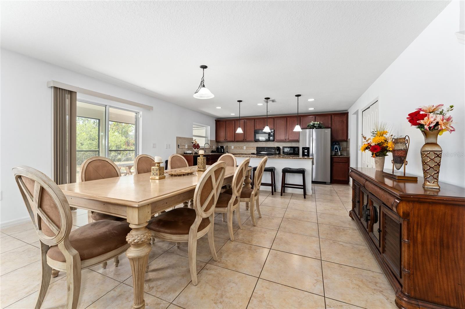 Image 8 of 42 For 4752 Blue Diamond Street