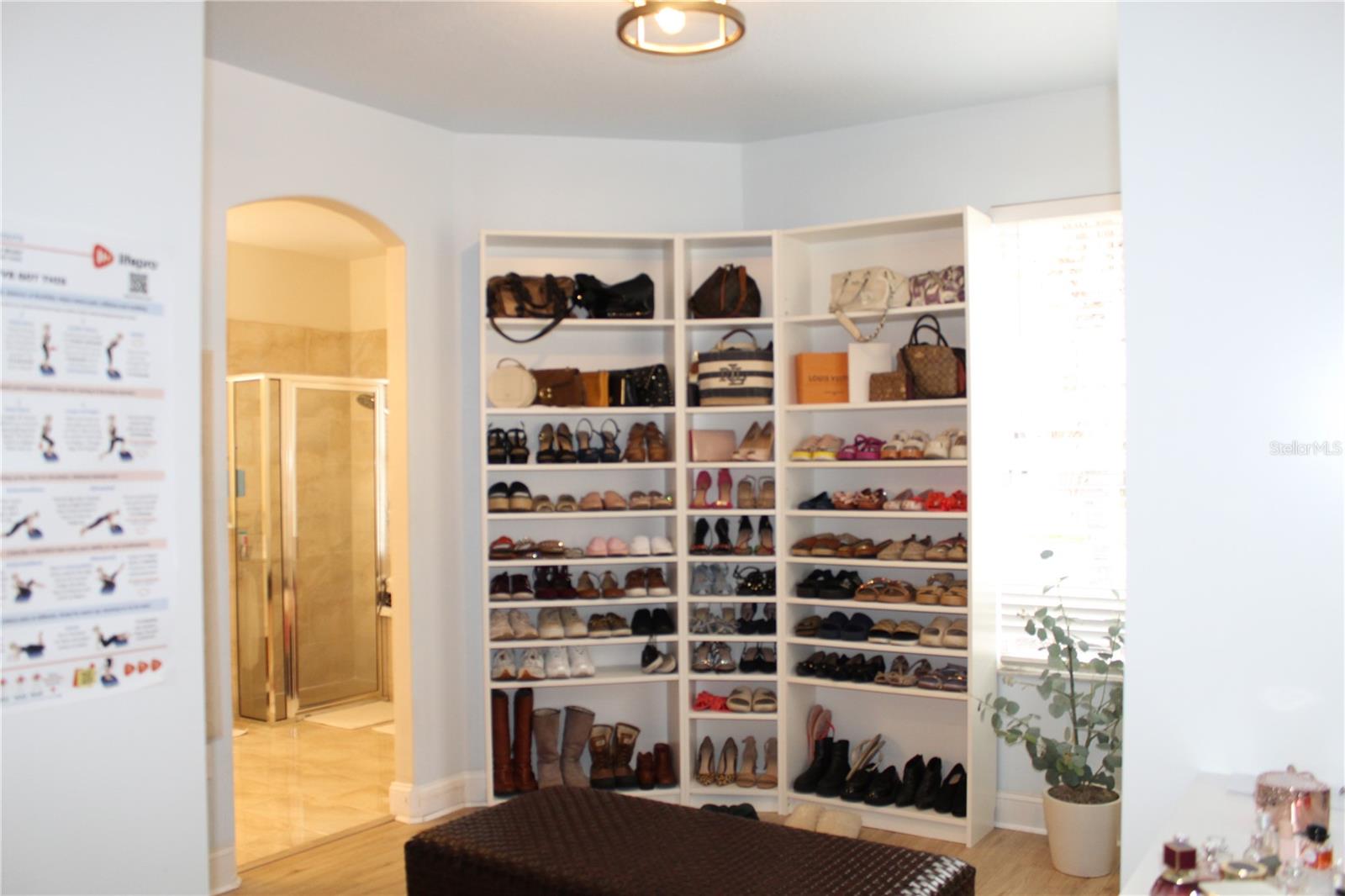 Image 24 of 73 For 3839 Golden Feather Way