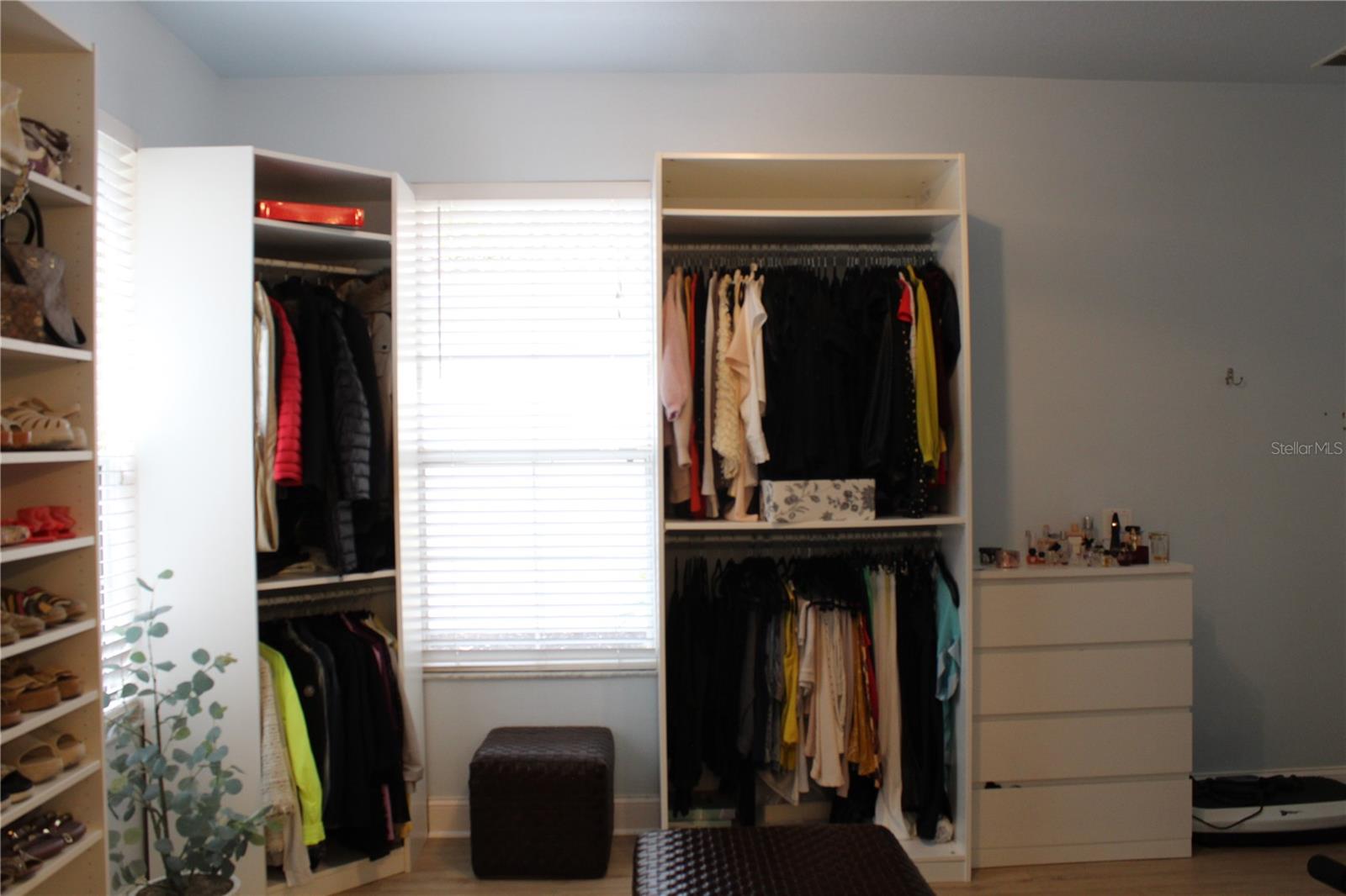 Image 27 of 73 For 3839 Golden Feather Way