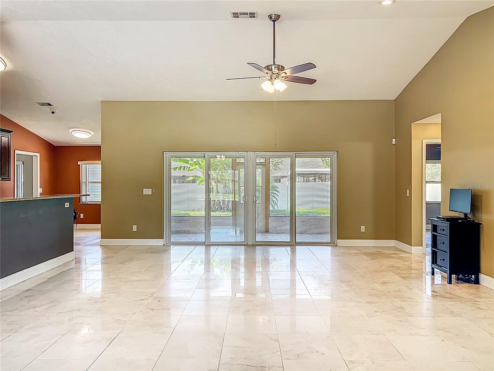 Image 10 of 47 For 1205 Forest Circle