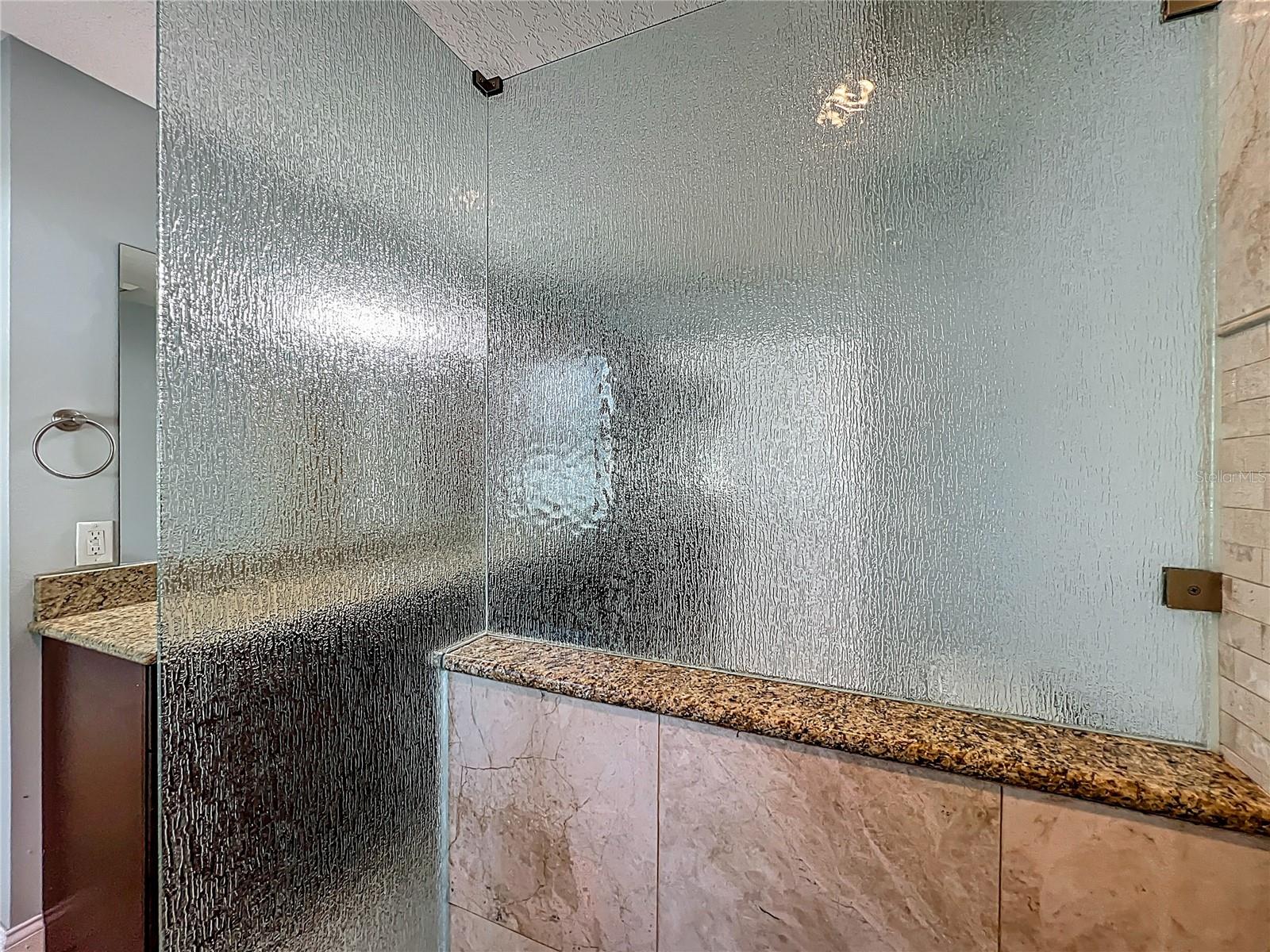 Image 25 of 47 For 1205 Forest Circle