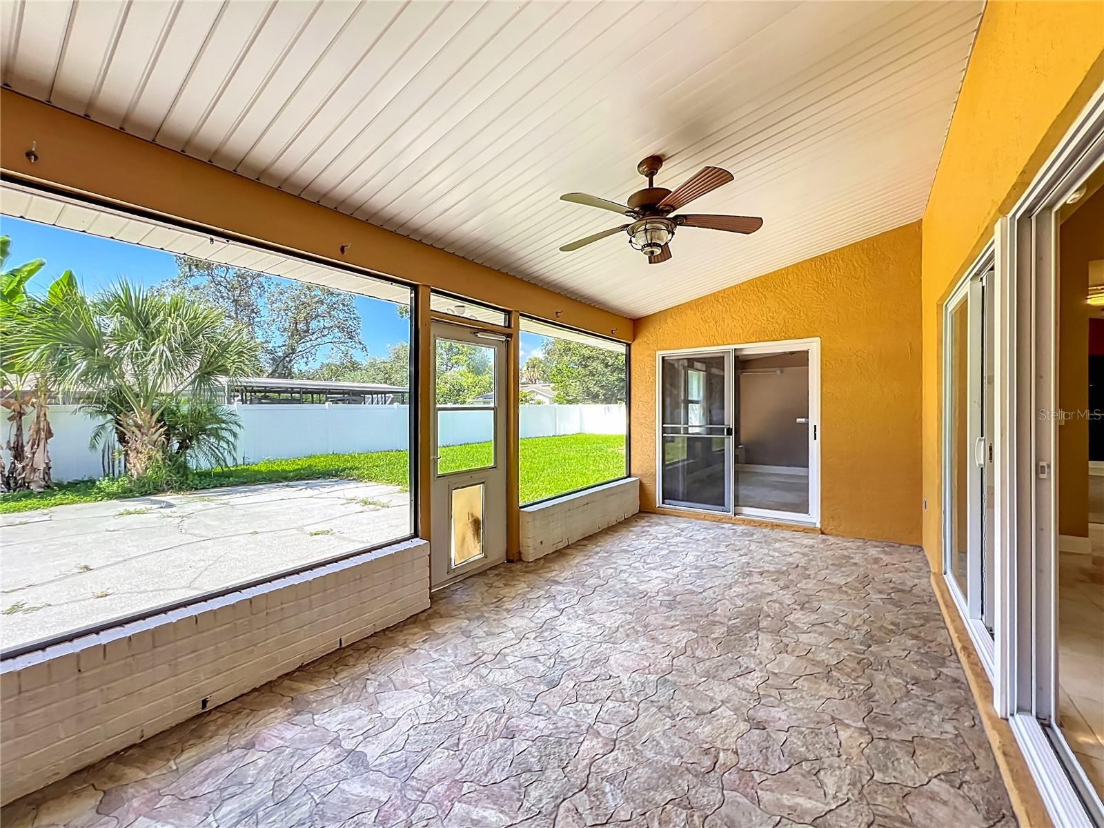 Image 38 of 47 For 1205 Forest Circle