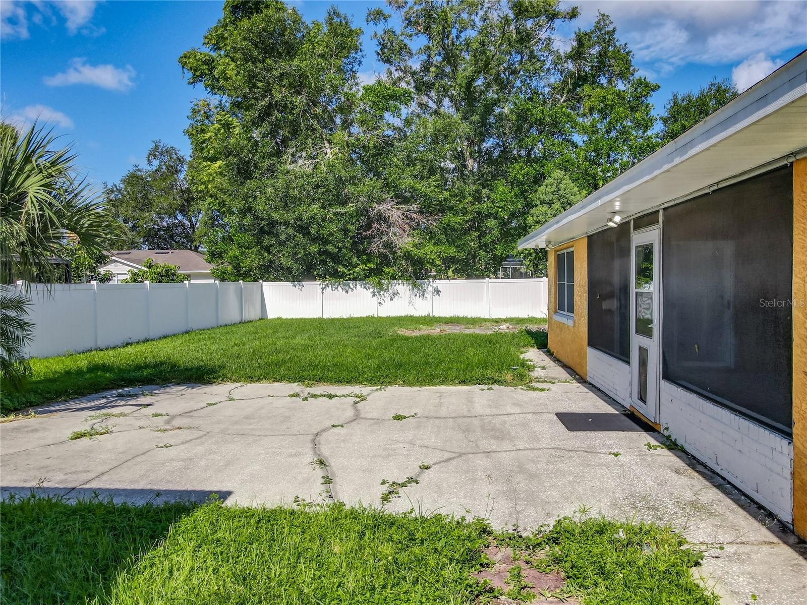 Image 42 of 47 For 1205 Forest Circle