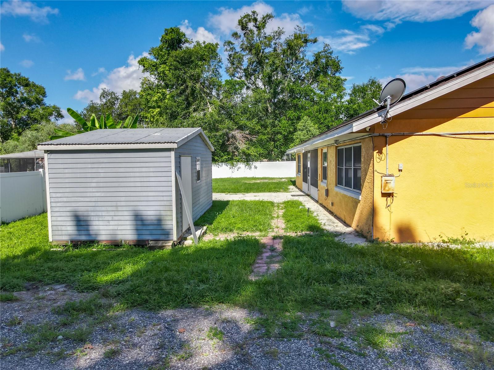 Image 44 of 47 For 1205 Forest Circle