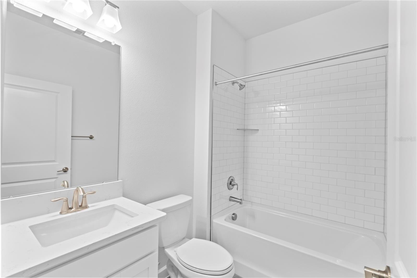 Image 34 of 100 For 31740 Griffin Sands Lane