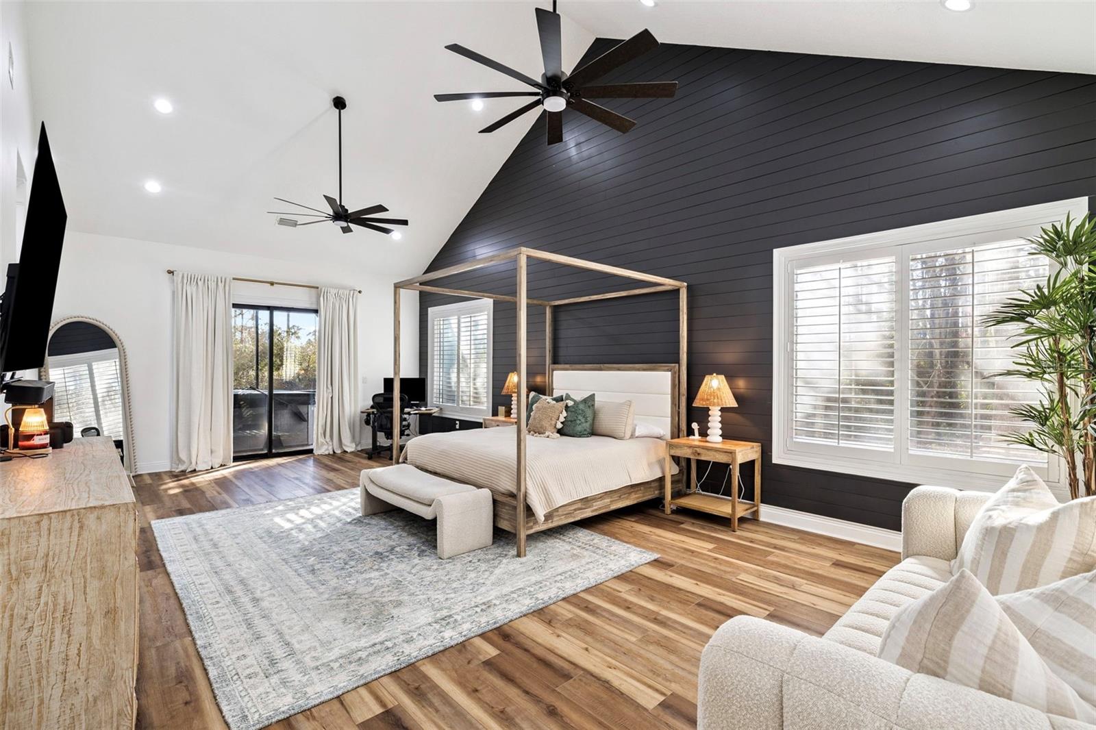 Image 22 of 81 For 410 Windjammer Court