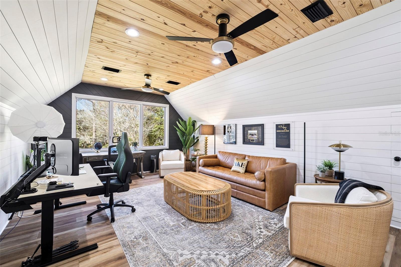 Image 48 of 81 For 410 Windjammer Court