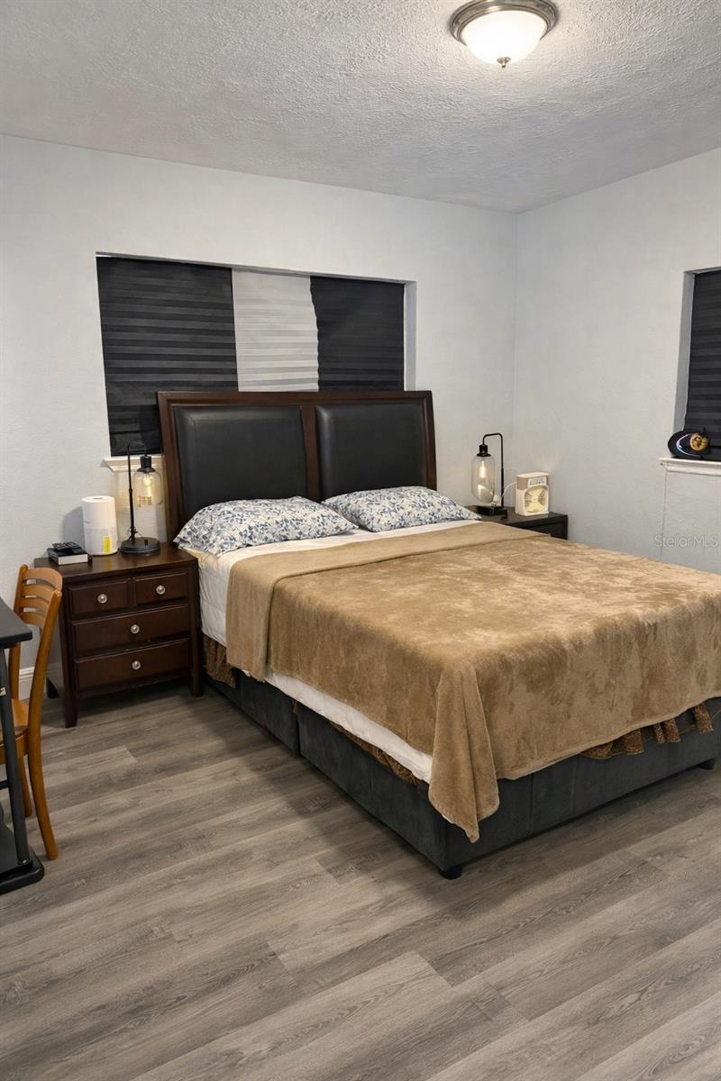 Image 2 of 7 For 4612 Seybold Avenue